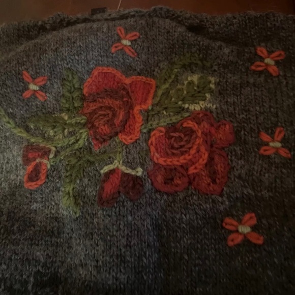 Lost Horizon Women Sweater Button Up 100% Wool Handmade Rare To Find fair trade - Picture 9 of 15